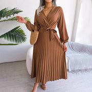 MONIQUE - Elegantes plissiertes kleid