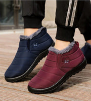 Gefütterte winterstiefel / winterboots