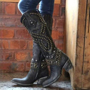 JOAN - Boots with metal studs and chunky heel 