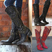 JOAN - Boots with metal studs and chunky heel 